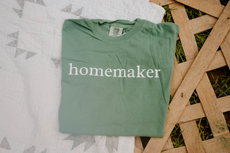 Homemaker Tee